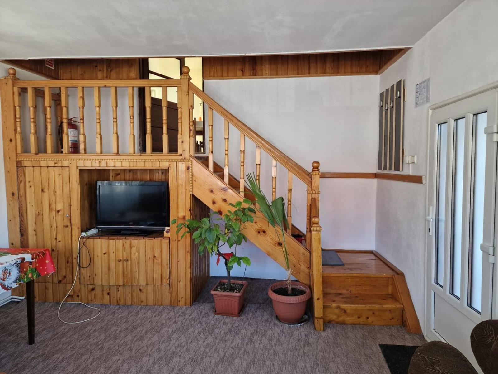 Casa Maria Busteni - Poiana Tapului Luaran gambar